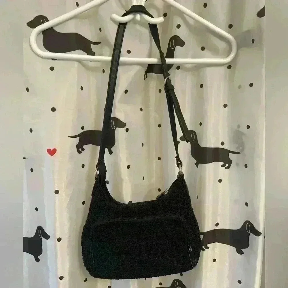Worthington crochet purse